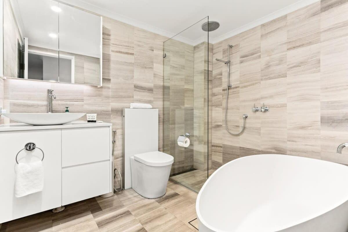 Classy 2-bed By Alfred Park Apartment