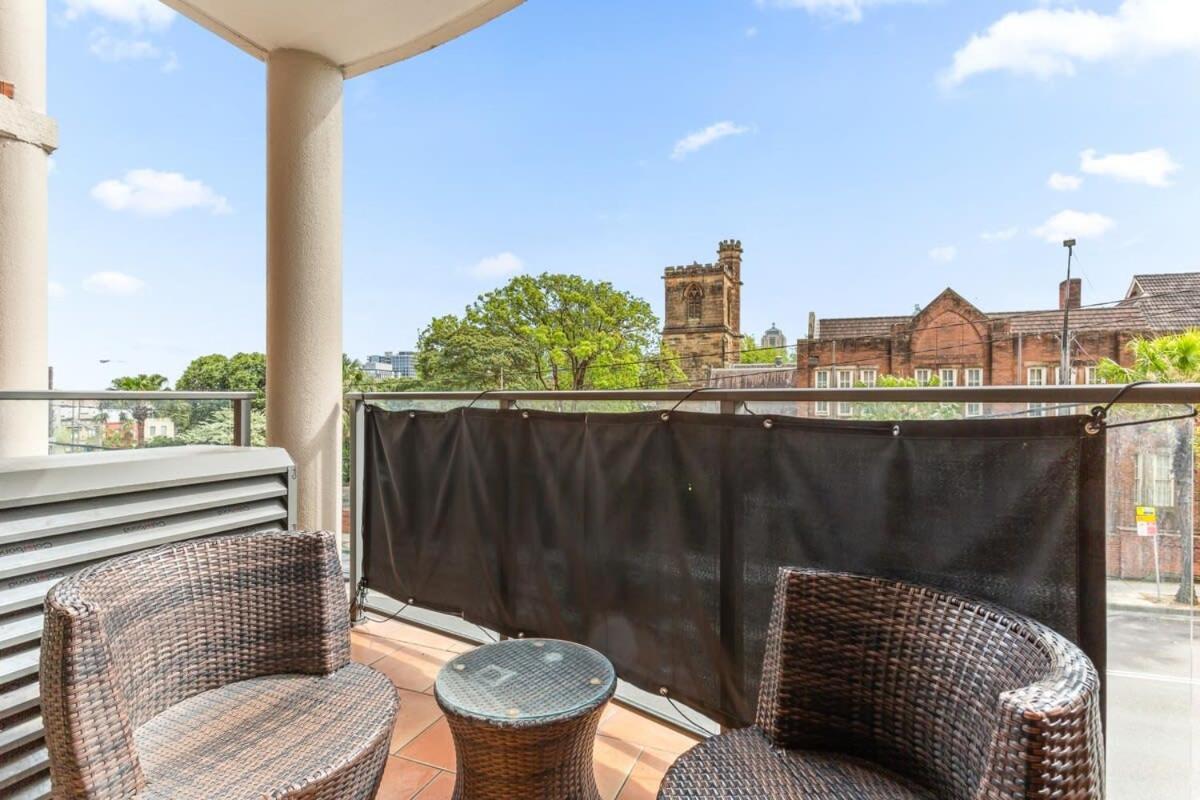Classy 2-bed By Alfred Park *